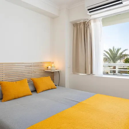 Blonzu Camboya Apartamento Torremolinos